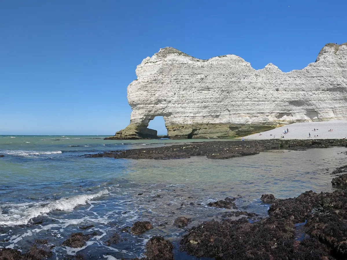 Porte d'Amont chalk arch at Étretat on a day tour from Paris